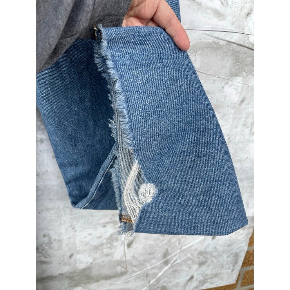 VERONICA BEARD TAYLOR RELAXED WIDE LEG
HIGH RISE DISTRESS SIZE 27 - Picture 8 of 11